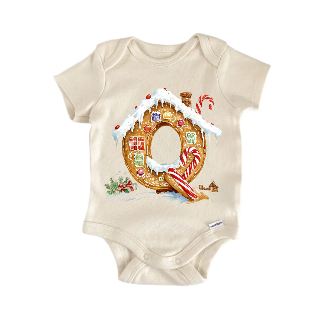 Q Letter Name Christmas - Baby Bodysuit