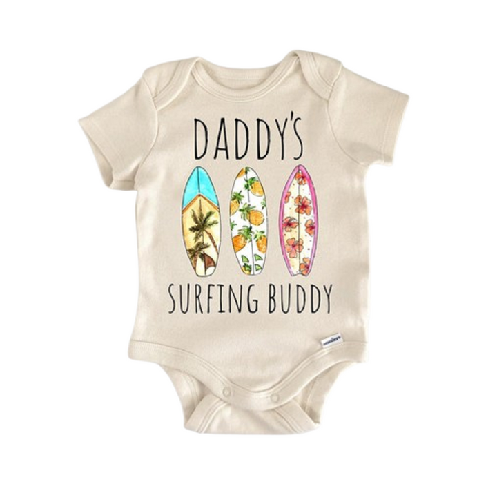 Surfista en la playa - Ropa para bebé niño niña Body para bebé Divertido y lindo Recién nacido 