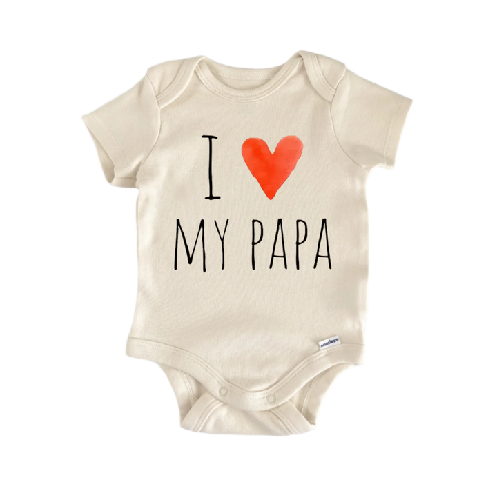 A beige baby onesie with the text "I ♥ MY PAPA" printed on it.
